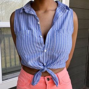Pin Stripe Tie Front Top | Size 6